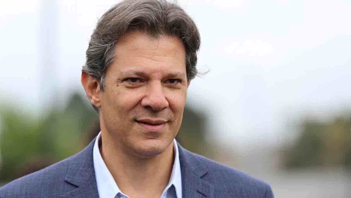 Justiça de SP inocenta Haddad da acusação de enriquecimento ilícito