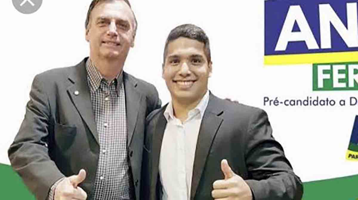 MP denuncia youtuber evangélico que se elegeu com fake news sobre Bíblia de Haddad