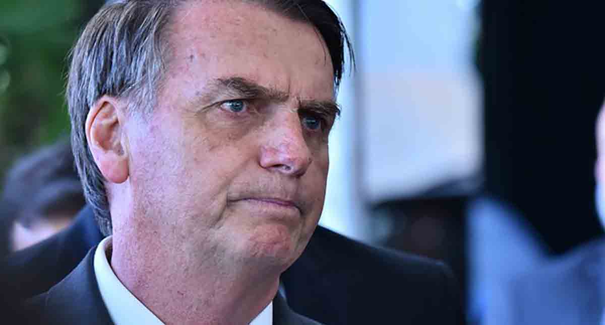 Bolsonaro desmonta área destinada ao combate à corrupção, denuncia Secretário da Receita