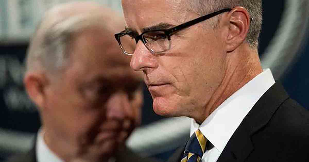 Ex-diretor do FBI afirma que Trump quer guerra na Venezuela por causa do petróleo