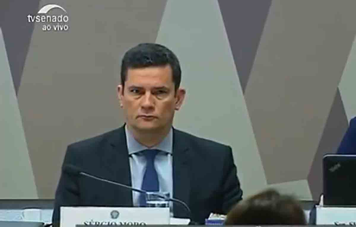Moro se esquiva de pedido para liberar arquivos salvos na nuvem do Telegram