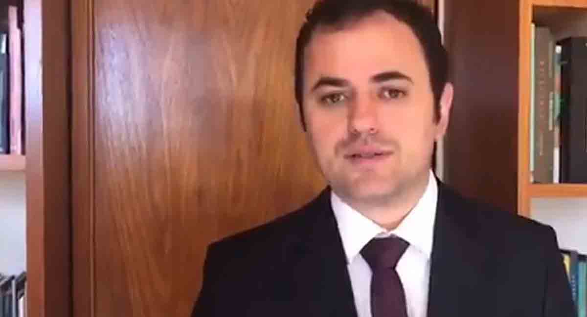 Glauber: se me levarem ao Conselho de Ética, vou provar que Moro é ladrão