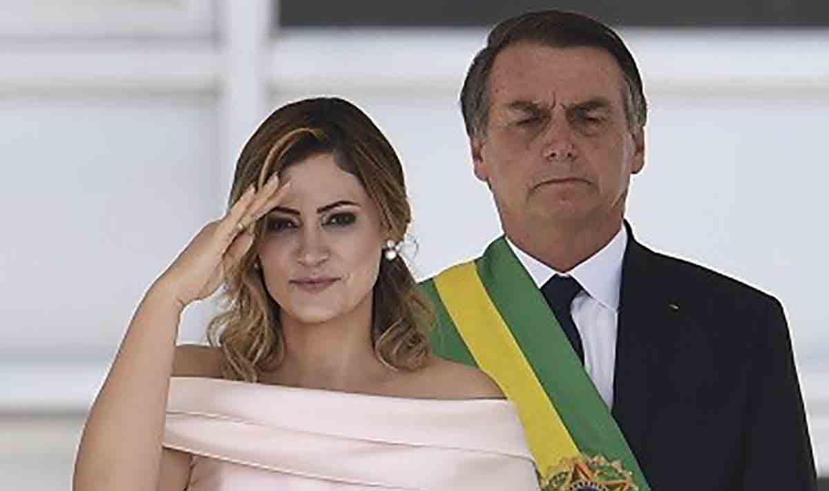 Governo gasta R$ 330 mil com sala de Michelle Bolsonaro na Esplanada