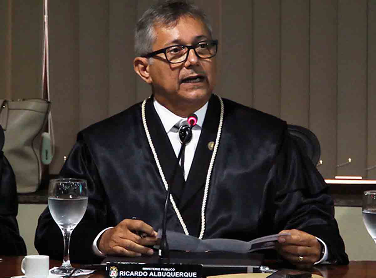 “Problema da escravidão no Brasil foi porque índio não gosta de trabalhar”, diz procurador do Pará