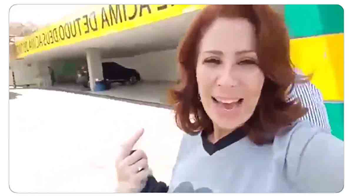 Vídeo de 2018 de Carla Zambelli mostra comitê ilegal de Bolsonaro em BH
