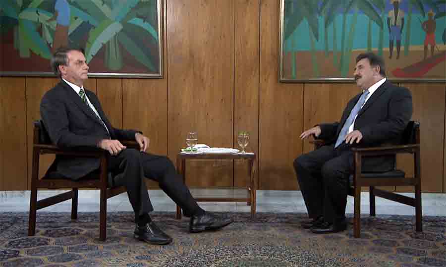 Bolsonaro defende cultos em Igrejas em meio a pandemia