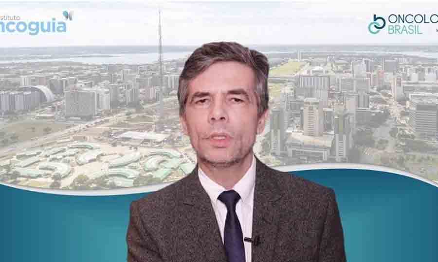 VÍDEO: Ministro da Saúde diz que priorizaria jovens a idosos em tratamento