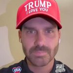 Em entrevista, Eduardo Bolsonaro chama Trump de “meu chefe”